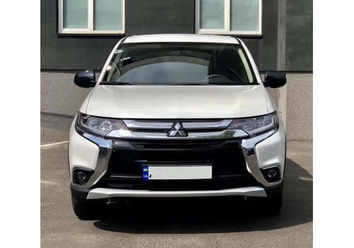 Mitsubishi Outlander: фото - Автопарк «+380Auto»