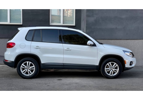 VW Tiguan : фото - Автопарк «+380Auto»