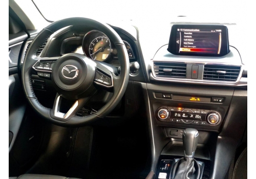 Mazda 3: фото - Автопарк «+380Auto»