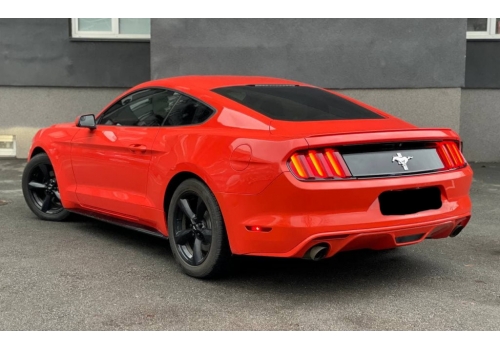 Ford Mustang: фото - Автопарк «+380Auto»